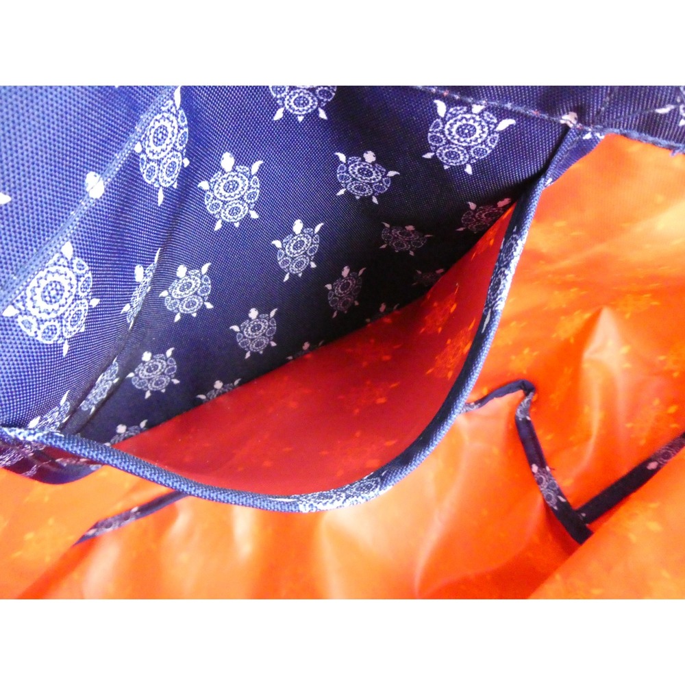 Vera Bradley Just Turtles Blue Large Tote - Picture 6 of 14